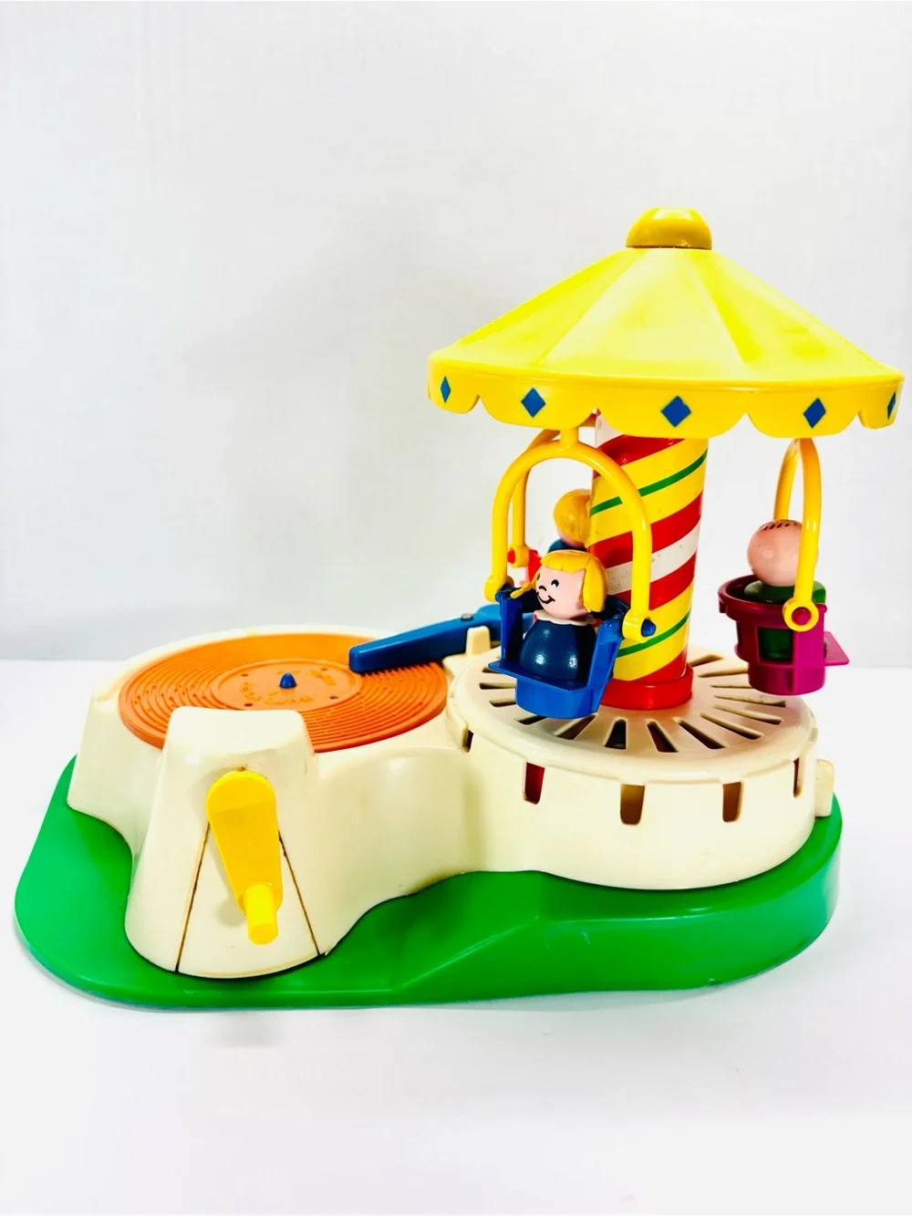 Fisher Price Little People Change-A-Tune Carousel 170 Record Player Vintage 1981